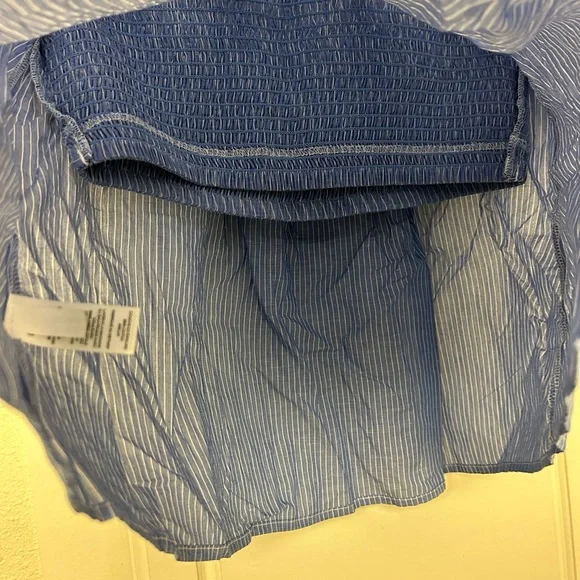 Express Peasant Linen Blend Top Smocked Style Stripes Size Medium Ruffle sleeves - Picture 8 of 8